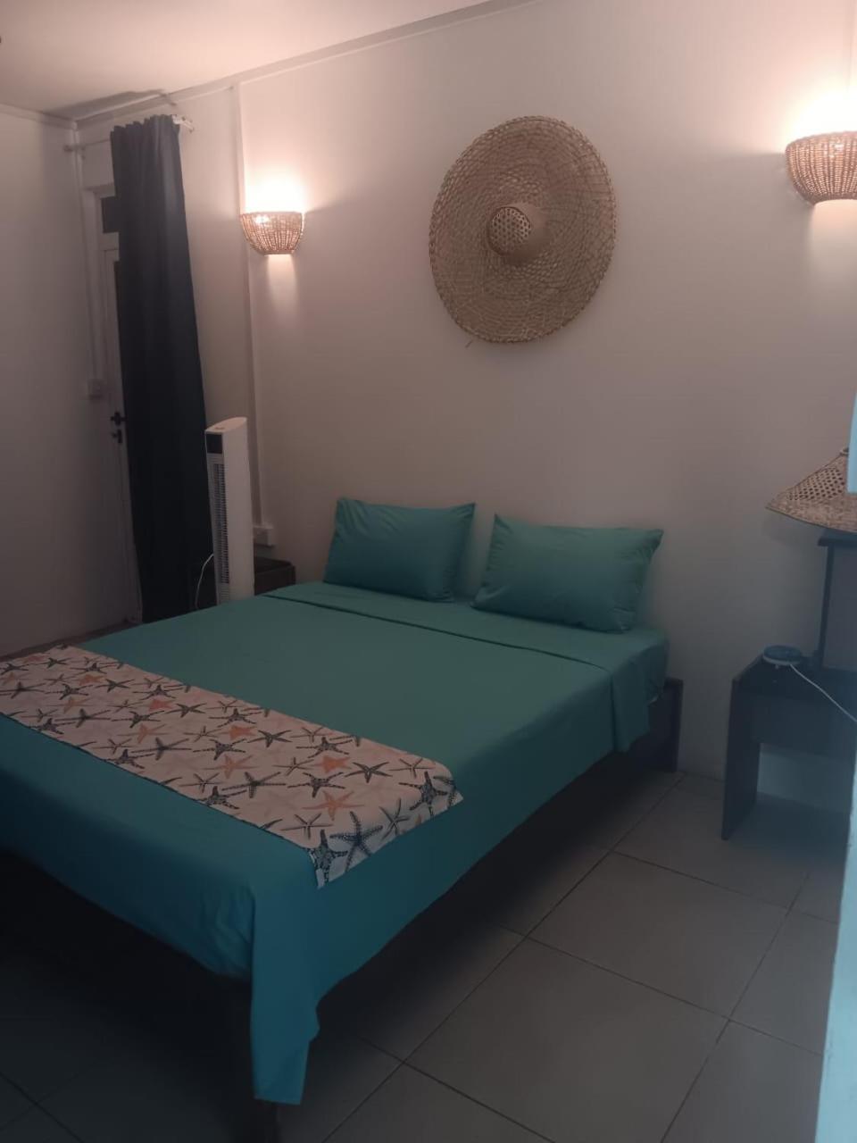 Chez Laineda Le Bijou Mourouk Rodrigues Bed and Breakfast Port South East Buitenkant foto